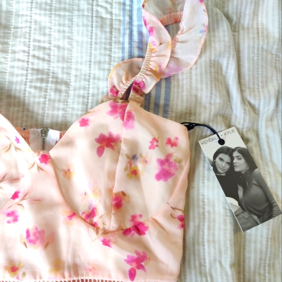 NWT Kendall & Kylie Crop Top Floral Print - Picture 4 of 4